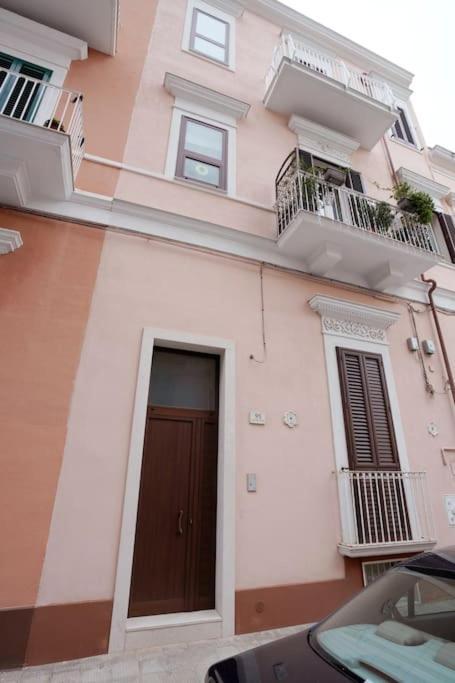 Arcovitti Apartments Монополи Экстерьер фото