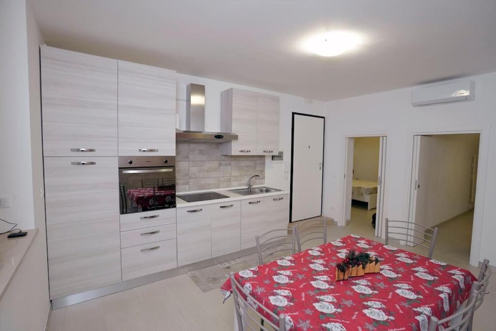 Arcovitti Apartments Монополи Экстерьер фото