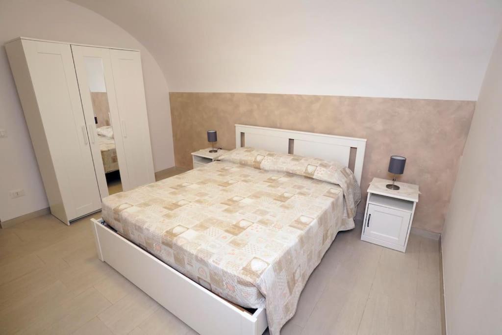 Arcovitti Apartments Монополи Экстерьер фото